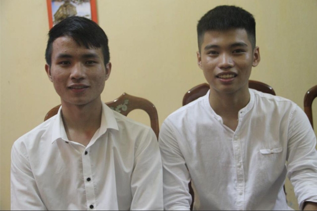 Hai em Thạch và Đức