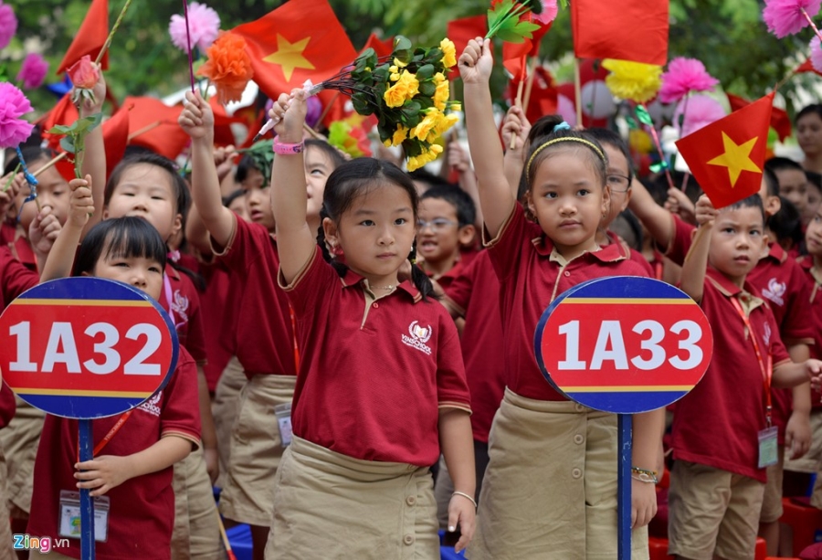 Le khai giang tai ngoi truong danh cho con nha giau hinh anh 4