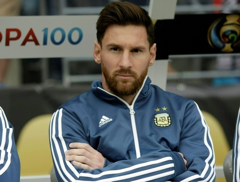 Messi lai khien Barca dau dau khi gian tiep doi ra di hinh anh 2