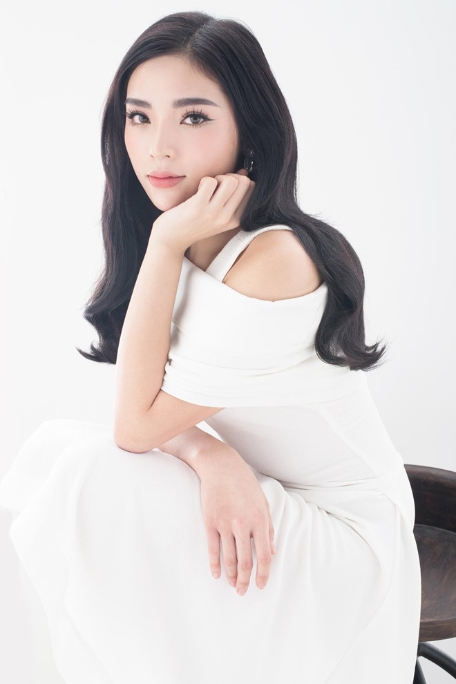 Hoa hau Ky Duyen kieu sa trong bo anh moi hinh anh 2