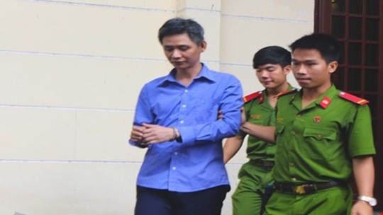Khang nghi tang an trum cho vay nang lai tham gia giet nguoi hinh anh 1