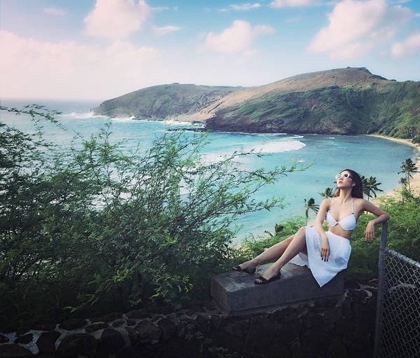 ngoc-quyen-nong-bong-khoe-body-hoan-hao-o-hawaii-2