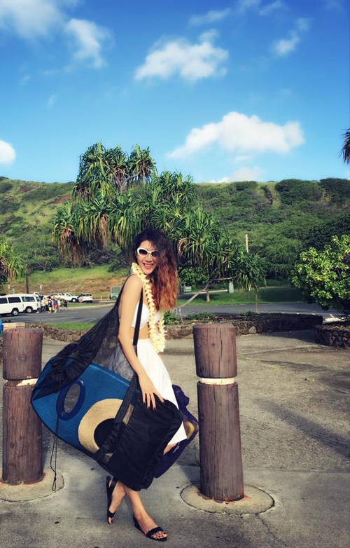 ngoc-quyen-nong-bong-khoe-body-hoan-hao-o-hawaii-4