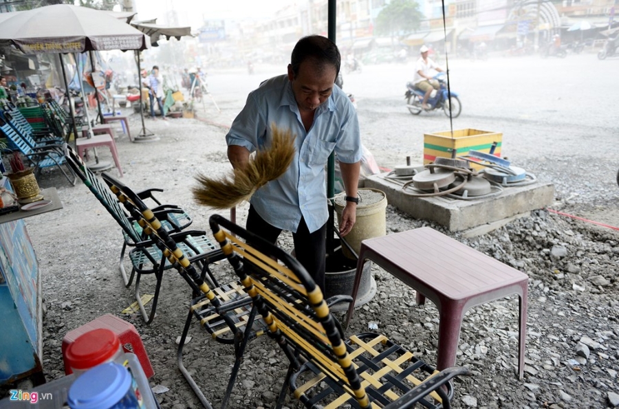 Bao bui mit mu tren con duong 'nha bien thanh ham' o Sai Gon hinh anh 13
