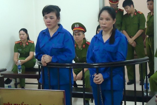Hai chi em linh an vi ham loi 10 trieu dong hinh anh 1