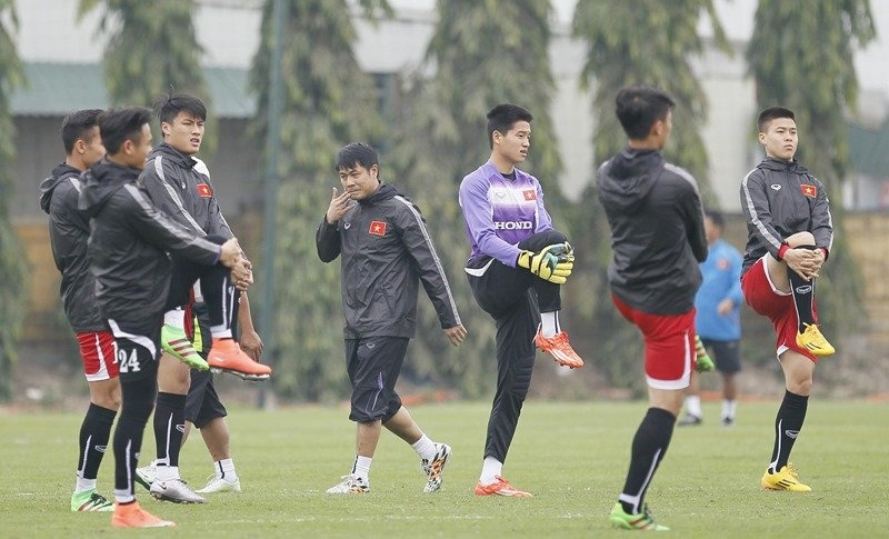 Tuyển Việt Nam, AFF Cup 2016, chuẩn bị cho AFF Cup 2016, Công Phượng, Thành Lương, Công Vinh, HLV Nguyễn Hữu Thắng, Tuấn Anh, Xuân Trường