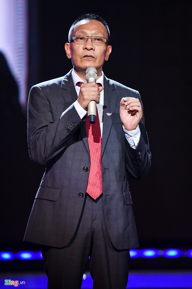 Nha bao Lai Van Sam xuc dong tuong nho Tran Lap hinh anh 2