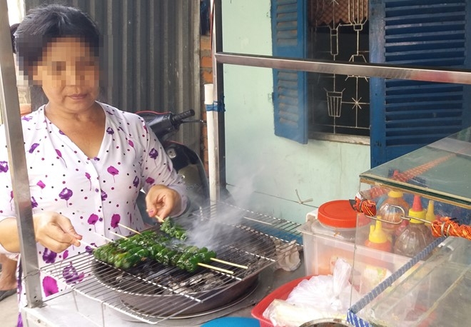 Cuoc song buong tha cua thieu nu mien Tay lam me o tuoi 16 hinh anh 1
