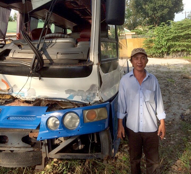Tài xế xe khách được cứu: Anh Bắc xứng đáng là anh hùng 