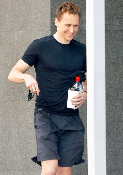 tom-hiddleston-cuoi-tuoi-sau-khi-chia-tay-taylor-swift