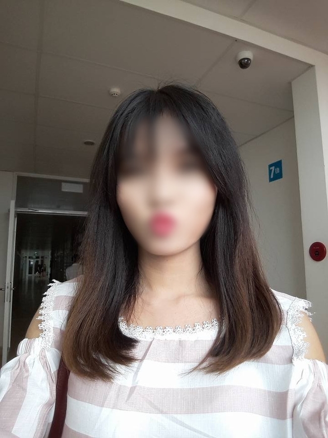 Bố của cô gái xinh đẹp bị bỏng nặng: “Con tôi bảo nó sợ cụt hết tay, thành dị dạng không ai dám đến gần” - Ảnh 1.