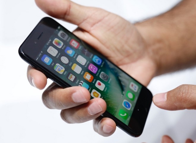 'Nut home tren iPhone 7 gay kho chiu' hinh anh 1