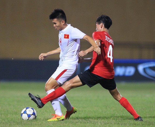 U19 Việt Nam ép sân hoàn toàn trước Singapore