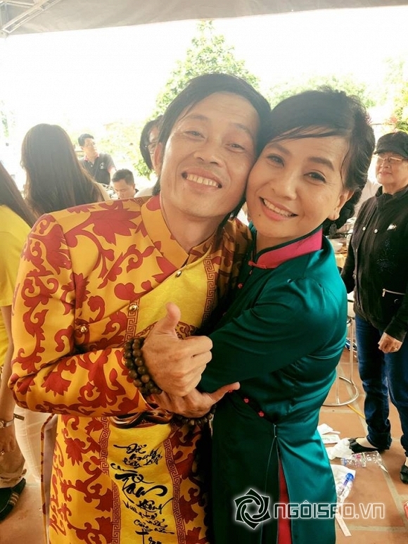 Cát Phượng phủ nhận tin đồn Hoài Linh xây nhà thờ tổ để đánh bóng tên tuổi 0