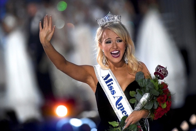 Cô gái 21 tuổi đăng quang Miss America 2017