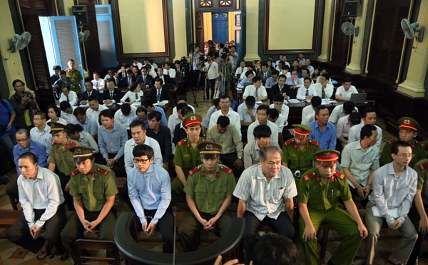 Xét xử Phạm Công Danh, Trần Ngọc Bích, Tân Hiệp Phát, Phạm Công Danh, xét xử Phạm Công Danh, Trần Ngọc Bích, Tân Hiệp Phát, đại án nghìn tỷ, nhân viên ngân hàng, đại án 9000 tỷ, Hứa Thị Phấn, Hà Văn Thắm