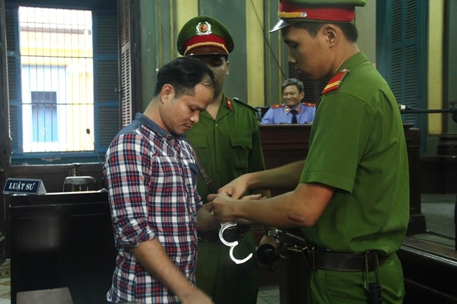 Ranh gioi mong manh giua long tham va tu toi hinh anh 2