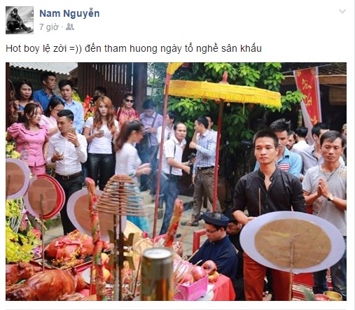 cu dan mang ngac nhien thay le roi di cung to nghe hinh anh 4