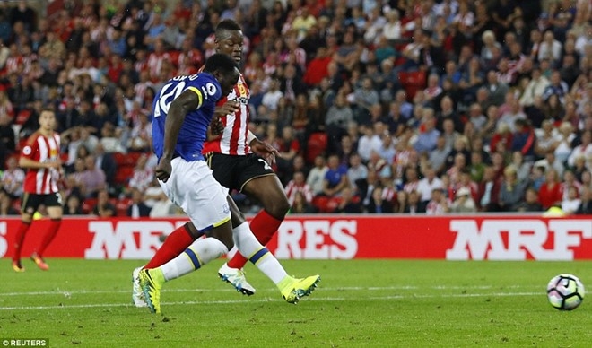 Lukaku ghi hat-trick, Everton thang doi cua David Moyes hinh anh 8