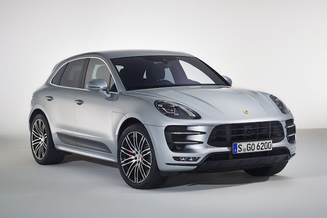 Tốn trên 5,5 tỷ đồng để mua Macan Turbo “độ” chính hãng mạnh nhất - ảnh 1