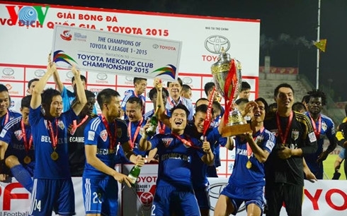 vpf phai chuan bi 4 cup vo dich o vong cuoi v-league hinh 0
