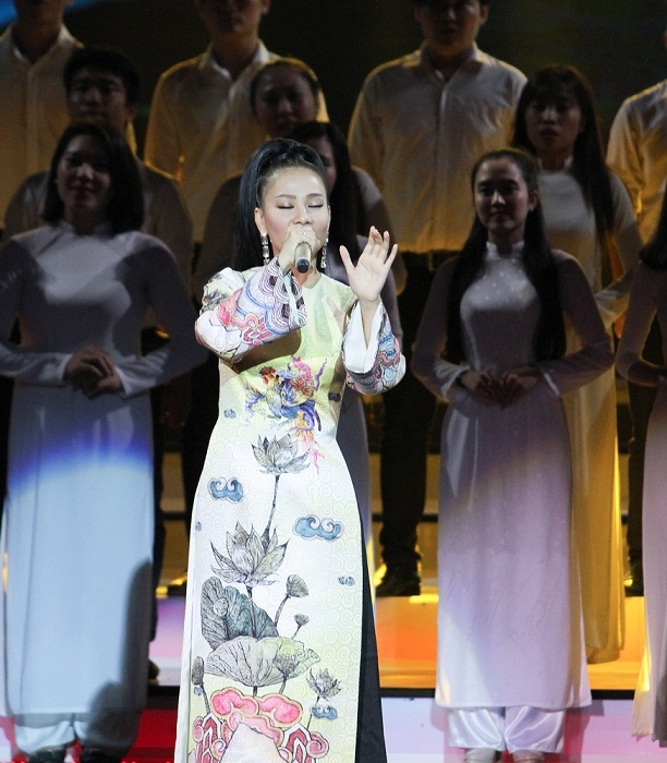 xon xao nghi van thu minh hat nhep tai le trao giai vtv awards 2016 hinh anh 1