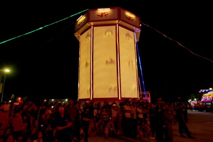 Dem hoi den long Trung thu lon nhat ca nuoc hinh anh 19