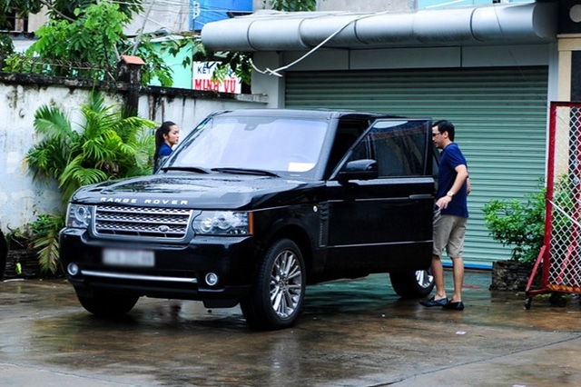 Range Rover Sport thế hệ cũ. Ảnh: Facebook.