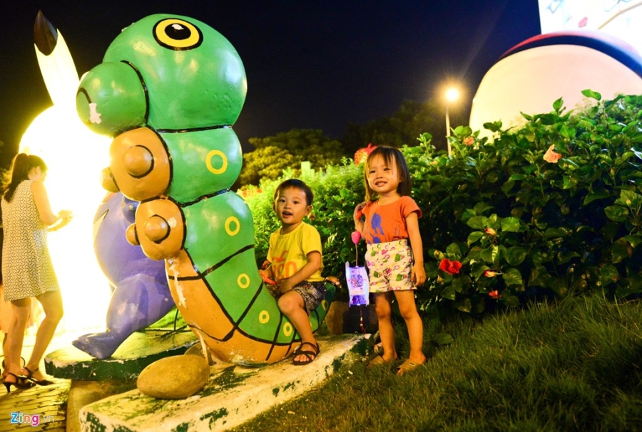 Pho long den Pokemon thu hut gioi tre Sai Gon hinh anh 5