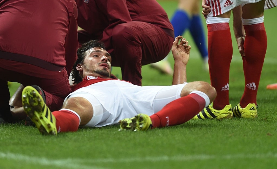 Song sat Mueller- Lewan lap cong, Bayern 'huy diet' doi thu hinh anh 7