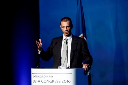 Ông Aleksander Ceferin trong thời khắc nhậm chức Chủ tịch UEFA.