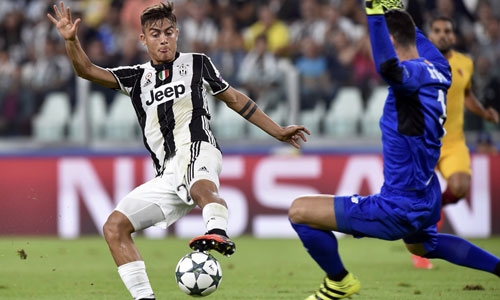 juventus-bi-sevilla-cam-hoa-trong-tran-ra-quan-champions-league-1