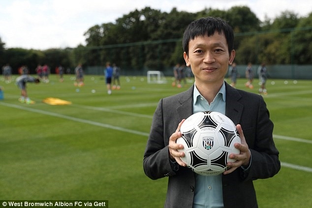 Nguoi Trung Quoc thau tom hai doi bong Premier League hinh anh 1