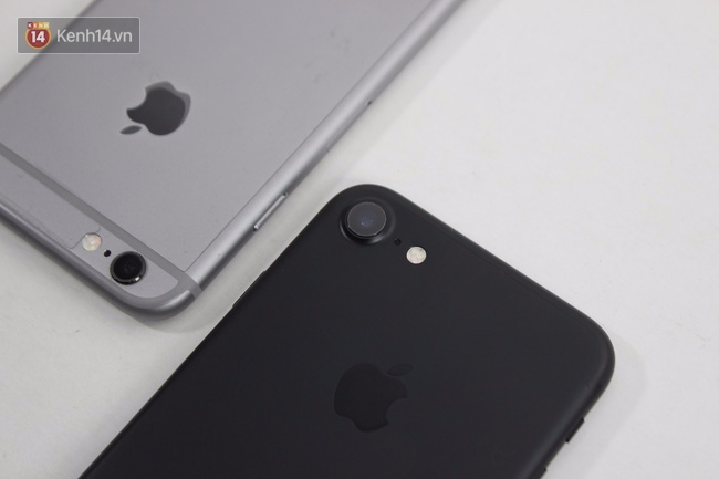 Cận cảnh iPhone 7 bản chính thức đầu tiên tại Việt Nam - Ảnh 12.