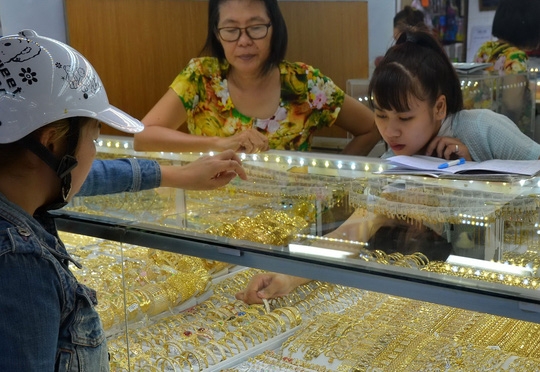 Đủ kiểu vi phạm về vàng trang sức - 1