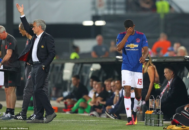 MU gục ngã trước Feyenoord