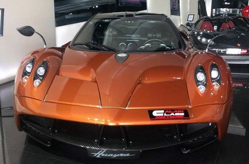 sieu-phm-pagani-huayra-gia-80-ty-ve-viet-nam