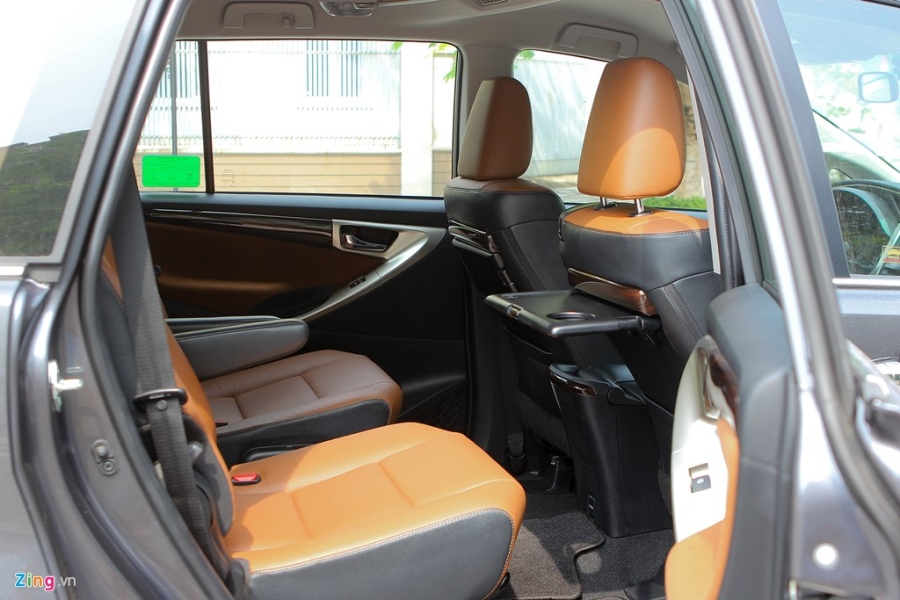 Toyota Innova 2.0V 2016 - quen ma la trong tam gia 1 ty hinh anh 12