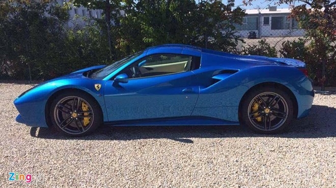 Ferrari 488 mui tran sap cap ben Viet Nam hinh anh 3