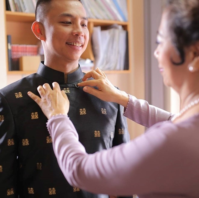 Tranh cai ve ao dai dat vang 6.000 USD cua Chi Anh hinh anh 1
