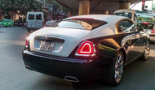 bo-suu-tap-rolls-royce-sieu-sang-bien-dep-cua-dai-gia-viet-8