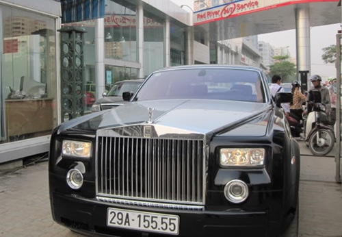 bo-su-tap-rolls-royce-sieu-sang-bien-dep-cua-dai-gia-viet-4