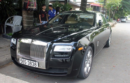 bo-su-tap-rolls-royce-sieu-sang-bien-dep-cua-dai-gia-viet-5