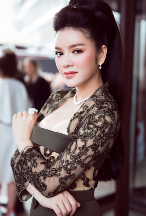 my-nhan-kieu-nu-va-dai-gia-ngay-ay-bay-gio-1