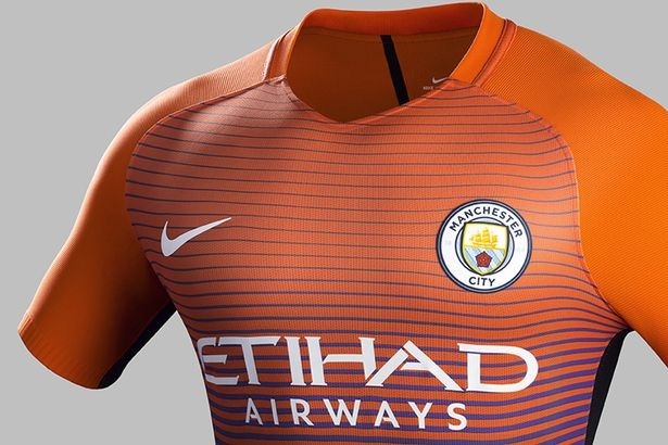Lo dien mau ao dau thu ba cua Manchester City hinh anh 4