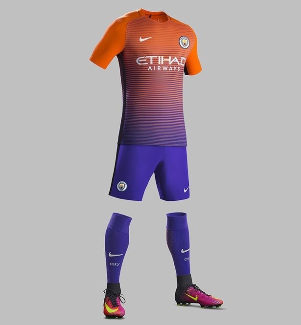 Lo dien mau ao dau thu ba cua Manchester City hinh anh 5
