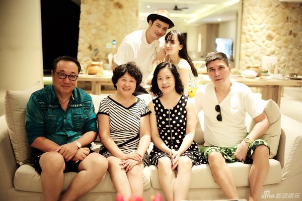 vo-chong-angelababy-kin-mieng-truoc-tin-don-bau-quy-tu-4