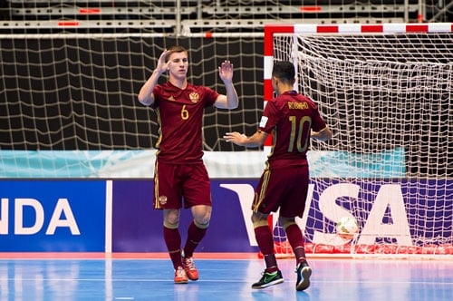 thua nga 0-7, dt viet nam chinh thuc chia tay futsal world cup hinh anh 1