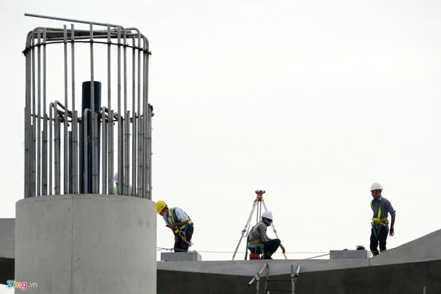 Toan canh tuyen metro 'rua thap ky' hinh anh 15