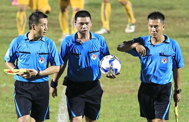 V.League 2016, bóng đá Việt nam, Hà Nội T&T vô địch, trọng tài việt nam,